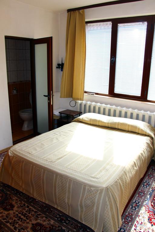Guest House Sevda Bansko Esterno foto